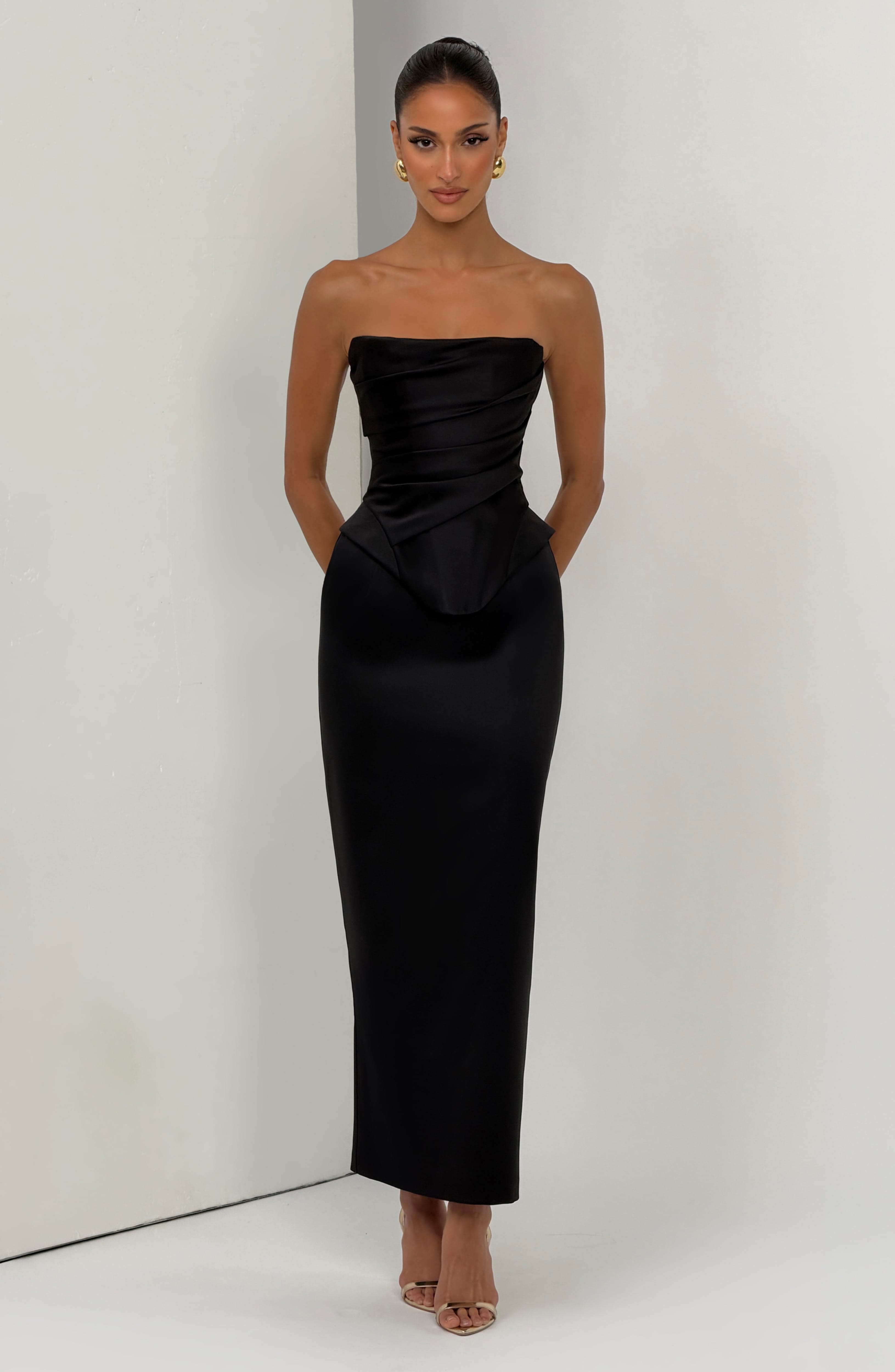 Calliope Midi Skirt - Black